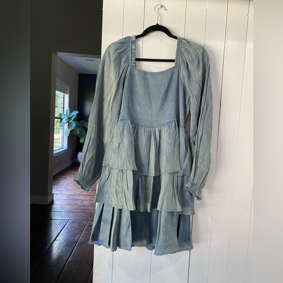 Blu Pepper Green Tiered Sundress with Bishop Sleeves - Picture 2 of 4